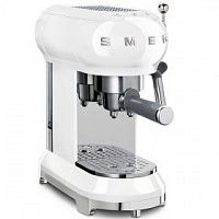 Кофеварки и кофемашины Smeg ECF01WHEU